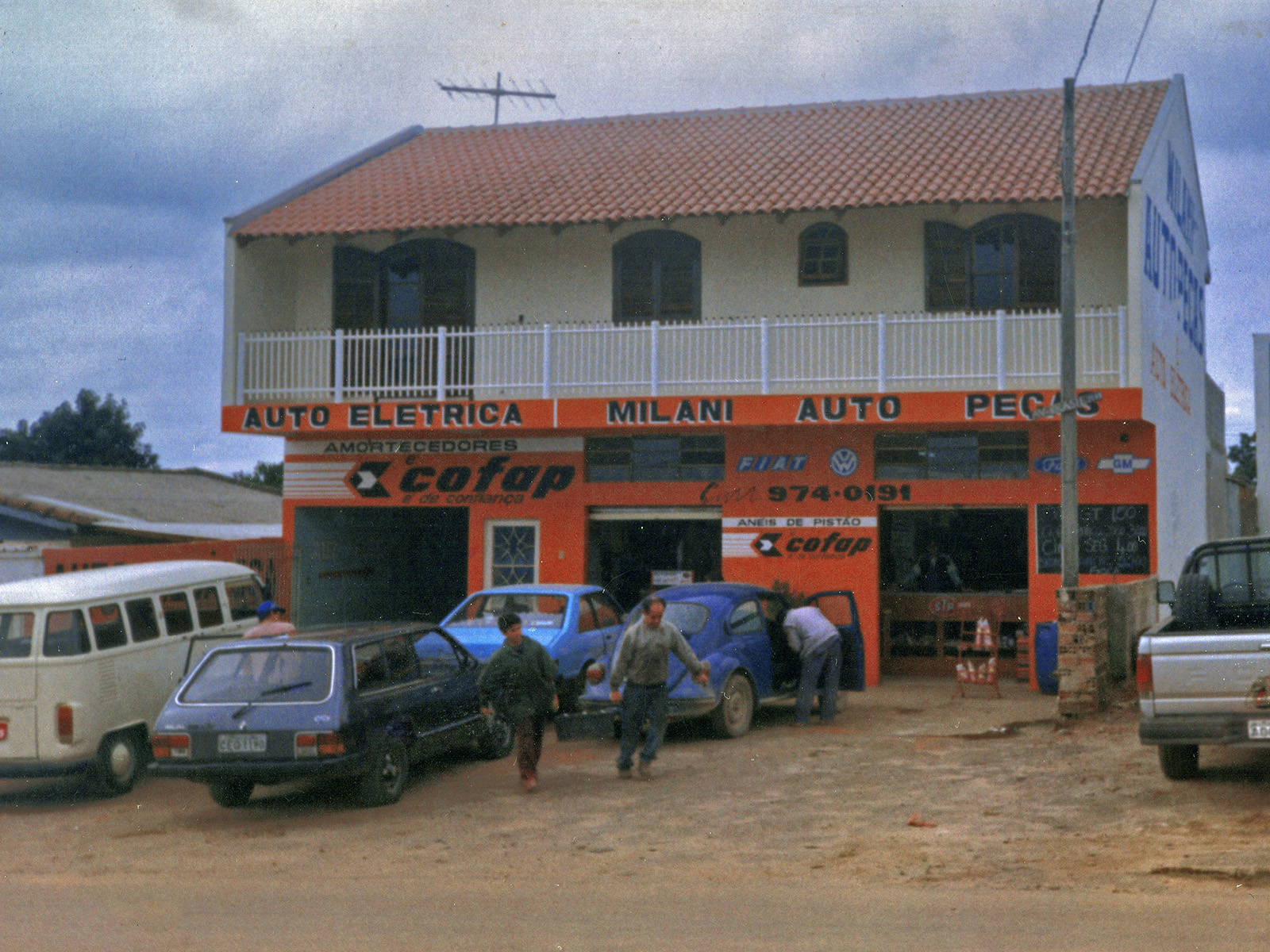 Interior da loja M Autopeças